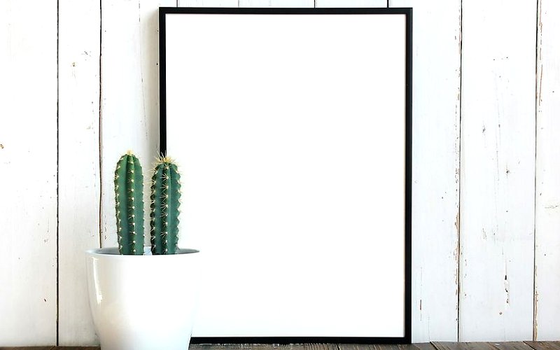 Choosing the Perfect Acrylic Photo Frame for Your Home